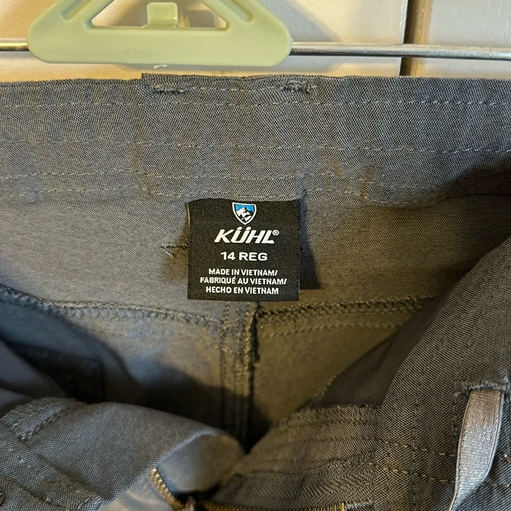 Kuhl 14 Pants Women Trekr Outdoor Hiking Grey Gray Large XL Capri shorts fall - Picture 7 of 8